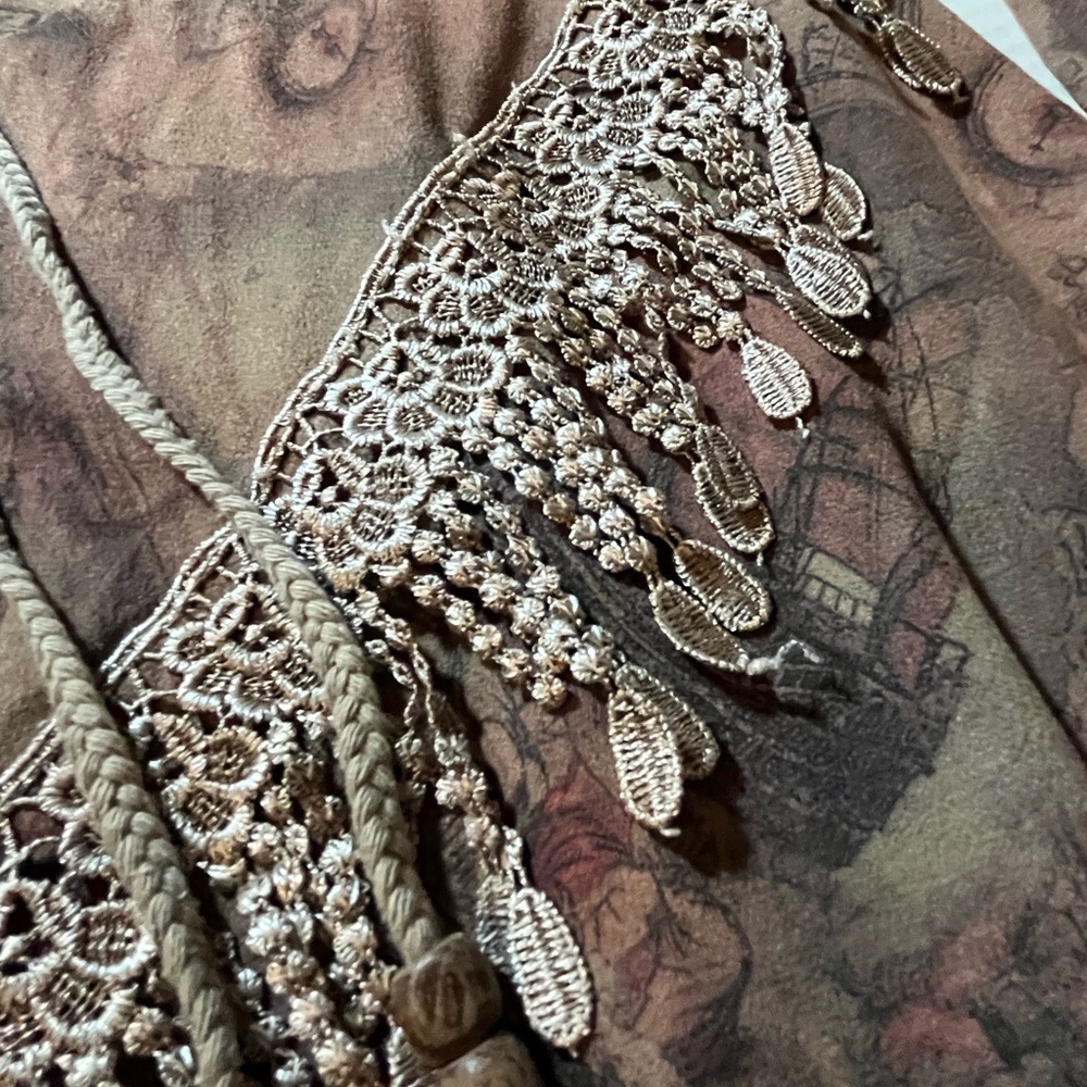 Pretty Angel Brown Tunic with Lace and Fringe - Picture 5 of 11